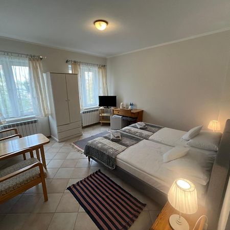Gosciniec Jantar Hotel Гижицко Екстериор снимка