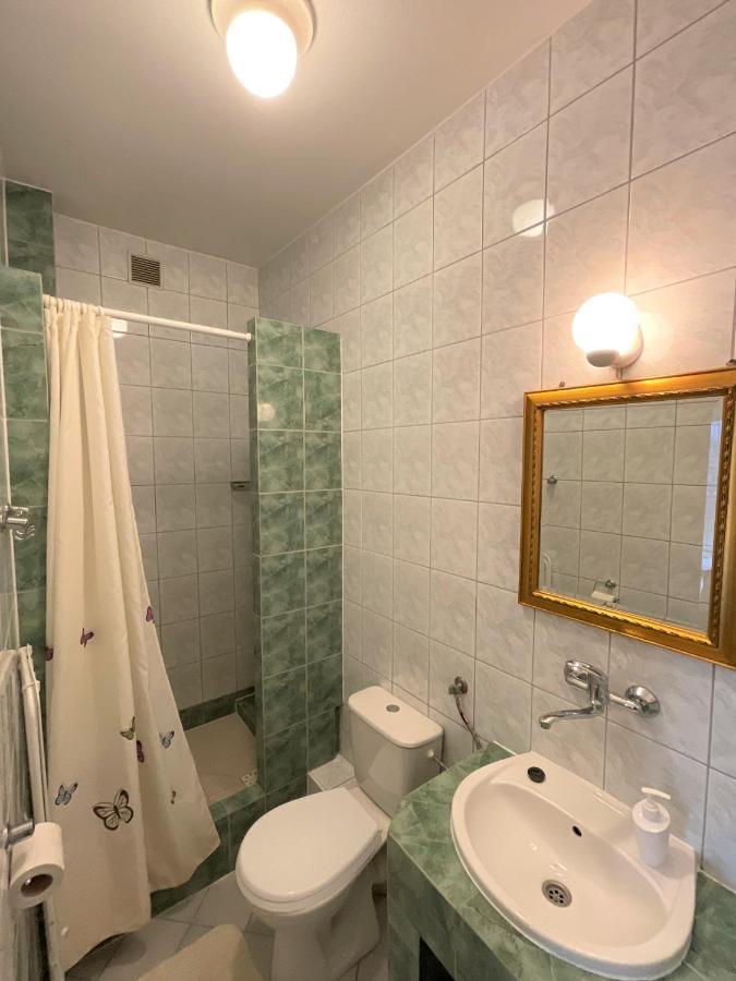 Gosciniec Jantar Hotel Гижицко Екстериор снимка