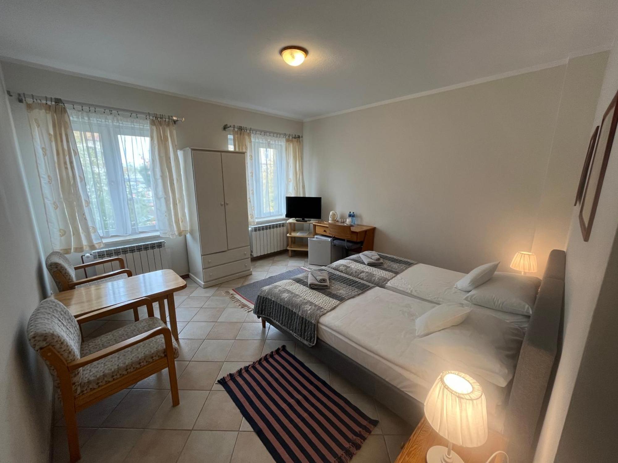 Gosciniec Jantar Hotel Гижицко Екстериор снимка